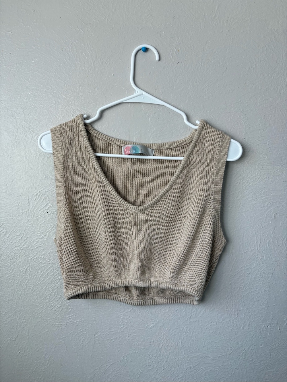 Sleeveless V-Neck Knit Crop Top in Taupe